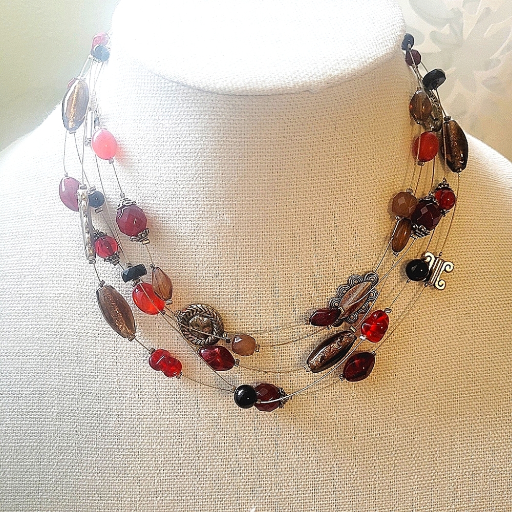 Lia Sophia necklace